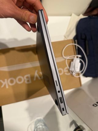 Portátil Samsung Gris y negro