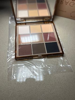 Farmasi Palette Mirage Oasis Collection, mai USATA