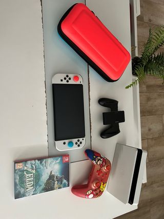 Nintendo Switch OLED + Zelda Tears of Kingdom