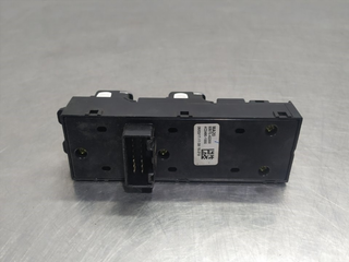 MANDO ELEVALUNAS DELANTERO IZQUIERDO KIA CEED (JD