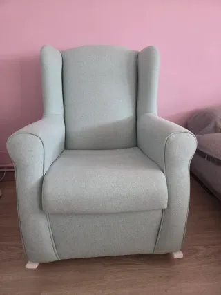 Butaca mecedora lactancia Mint