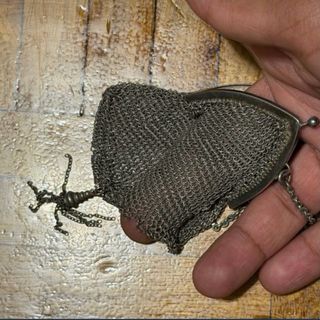 Lote plata: monedero malla s. XX + 4 piezas