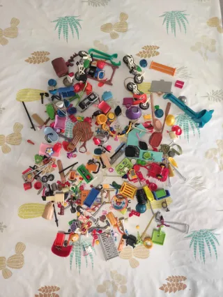 Lote de figuras de animales y personas