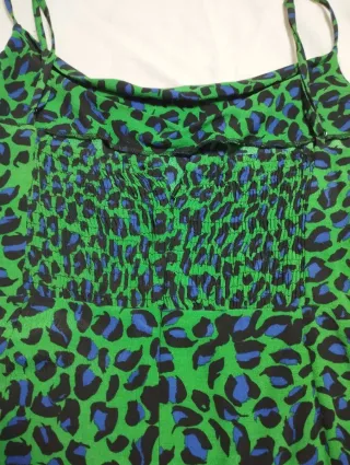 Vestido corto estampado leopardo