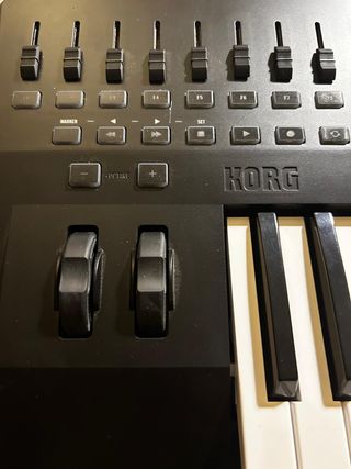 Korg Taktile-25 USB Controlador MIDI