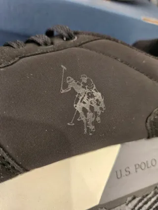 Zapatillas U.S. Polo Assn. negras talla 38.