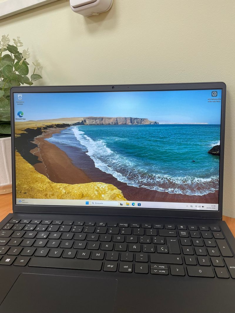 Dell Vostro 15 3510 -108417 afbeelding 2