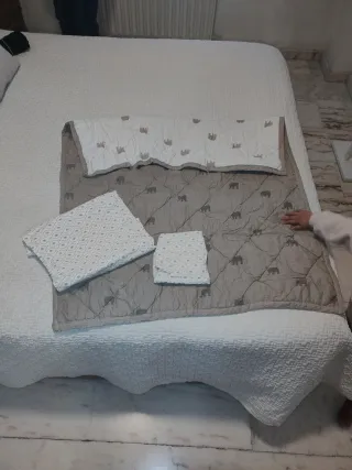 Conjunto cuna edredón fino+ sábanas+funda almohada