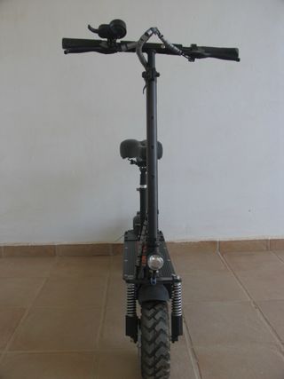 Patinete eléctrico HALTEN con asiento