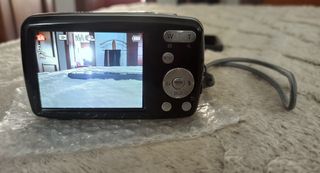 Cámara Lumix 14.1 MP HD Movie Estabilizador