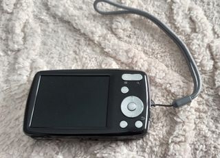 Cámara Lumix 14.1 MP HD Movie Estabilizador