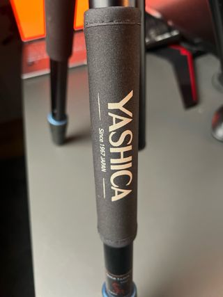 Trípode Yashica + Bolsa COMO NUEVO