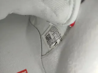 Nike Air Force 1 Supreme Mid