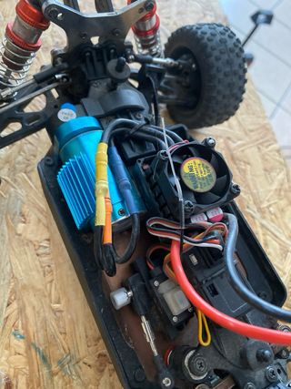 Coche rc WL toys 144010 4x4 100kmh