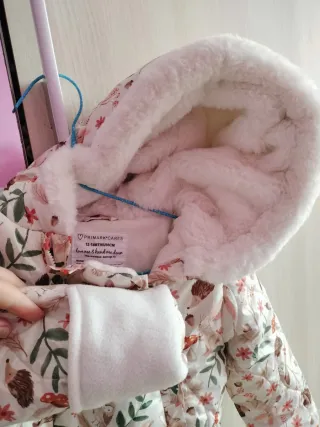 Buzo niña estampado bosque