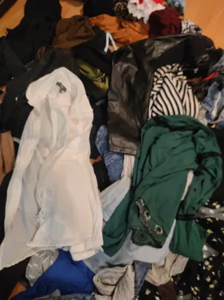 Todo Lote!!!Bambas,pantalones.....de todo.