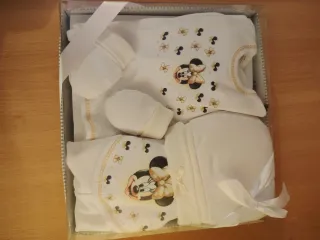 Conjunto Primera Puesta Bebé Minnie