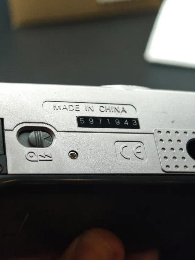 Cámara analógica compacta Nikon EF400SV  con caja