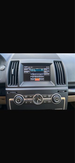 Land Rover Freelander 2015