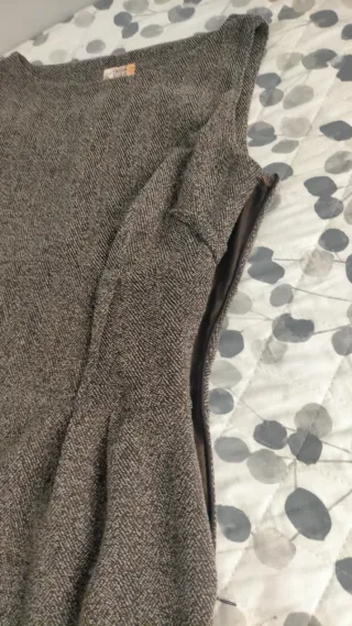 Vestido marrón de tweed sin mangas