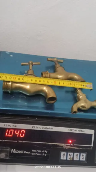 3 Antiguos Grifos Latón
