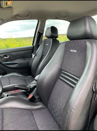 Ford Ford Mondeo ST 200 2000