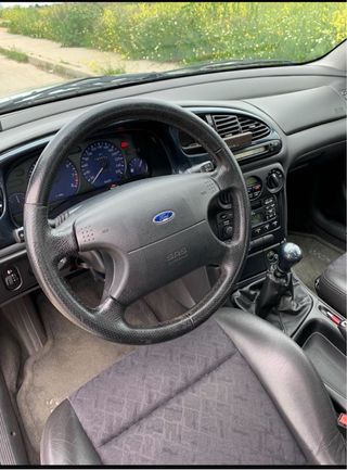 Ford Ford Mondeo ST 200 2000