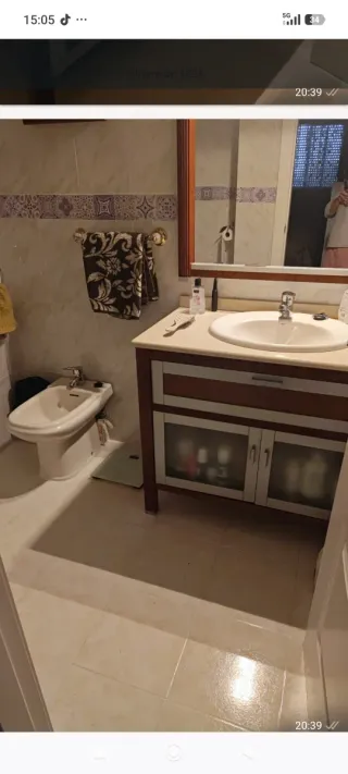 Mueble de baño con espejo