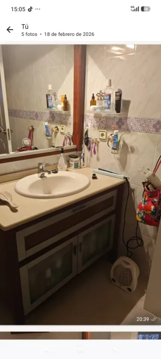 Mueble de baño con espejo