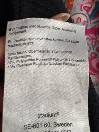 Mallas cortas mujer negras