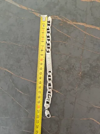 Pulsera esclava de plata con diseño