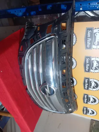 REJILLA OPEL INSIGNIA 2009
