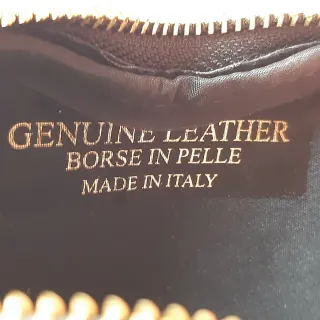 Tre borsellini a forma di cuore in vera pelle