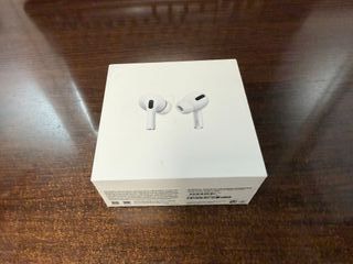 AirPods Pro (Gen1) + 4 sets de Almohadillas nuevas