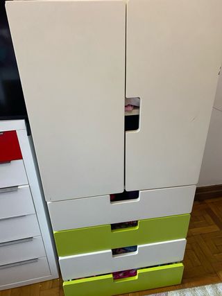 Armario infantil blanco y verde