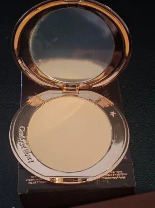 Polvos Compactos Charlotte Tilbury 2 Medium