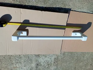 Toallero de porcelana antiguo 1968