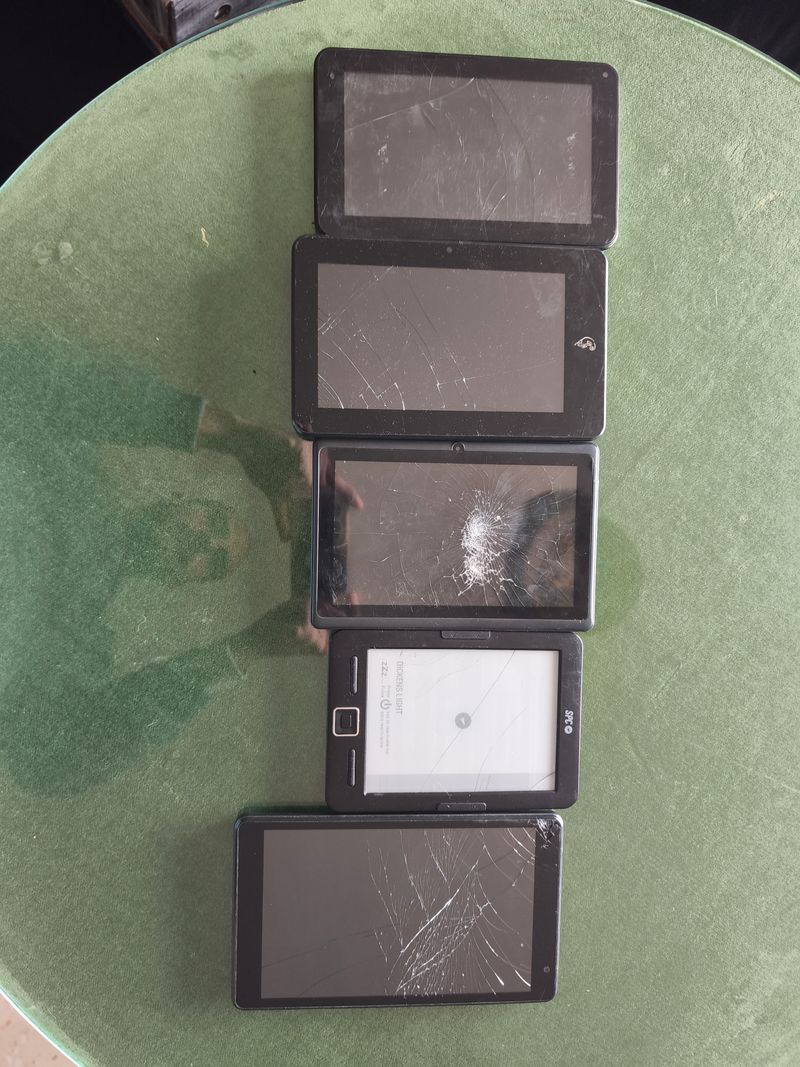 Lote 5 tablets negras