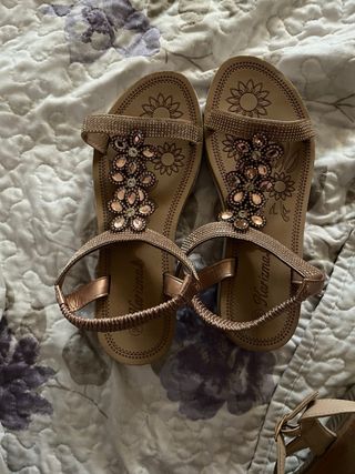 Sandalias Karizma doradas y rosas talla 36