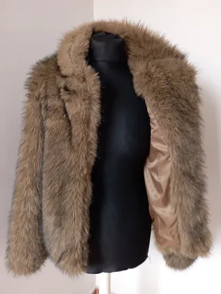 Chaqueta pelo sintético marrón