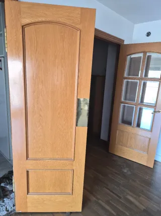 6 Puertas de madera con cristal