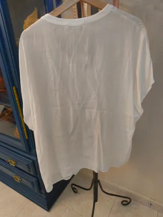 Blusa blanca El Corte Inglés Talla L