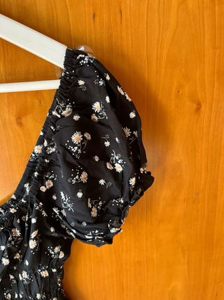 Top corto floral mujer