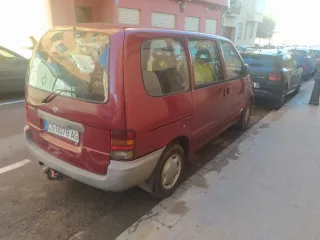 Nissan Serena 1997