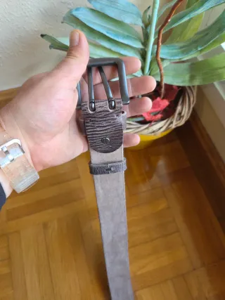 Cinturón artesanal de cuero