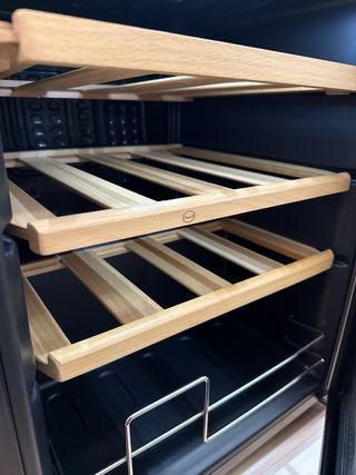 Vinoteca VINOBOX 16 Pro Nueva