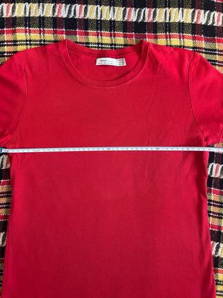 Camiseta Básica Zara Roja Talla L