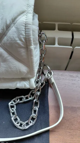 Bolso Bimba y Lola blanco acolchado