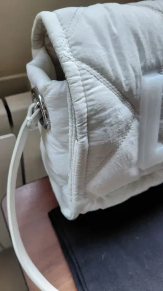 Bolso Bimba y Lola blanco acolchado