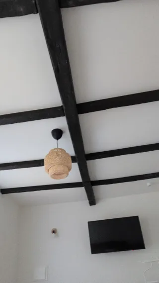 Vigas decorativas imitación madera poliespan